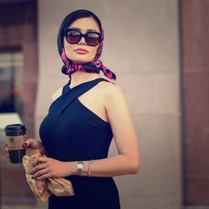 Meet your Posher, Dinara